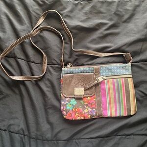 Relic Brand Patterned Purse